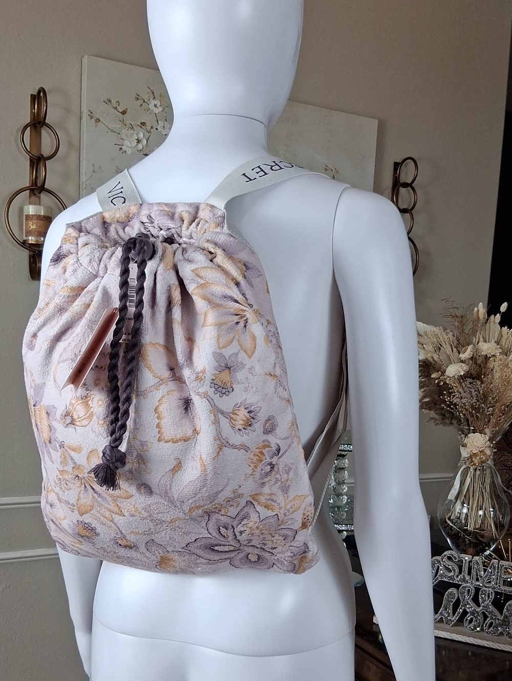 New Victoria's Secret Convertible Floral Drawstring Backpack Beach Towel- Bags - Picture 13 of 15